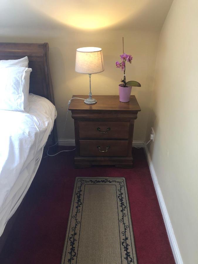 Railway Avenue Rooms Clifden Exterior foto